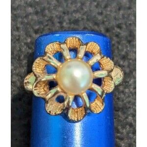 Avon Vintage StarSong Ring in Box Size 4.5